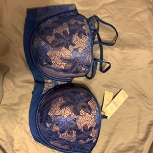 NWT Cacique bra
